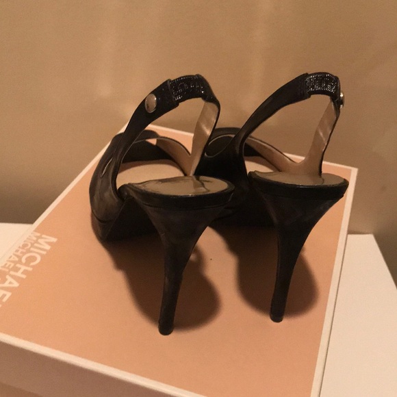 Shoes - Picture 5 of 5